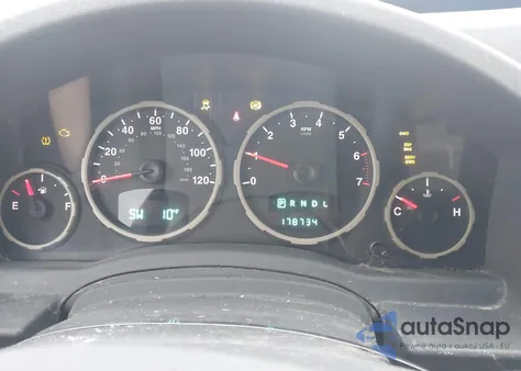 2008 Jeep Liberty z USA, uszkodzony, nr VIN 1J8GMG9K38W132107